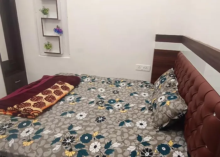 Goenka Home Stay Barsana