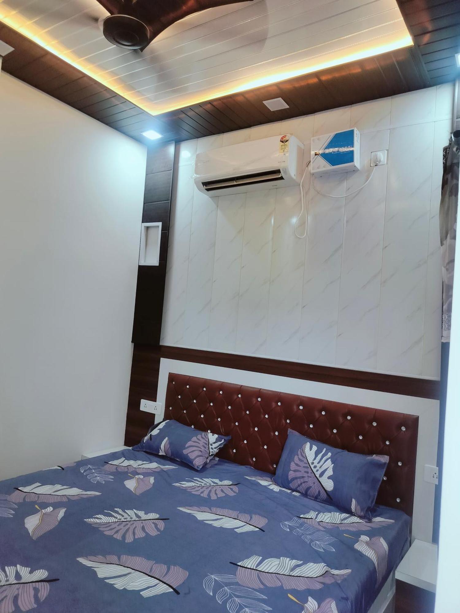 Homestay Goenka Barsana Chhata